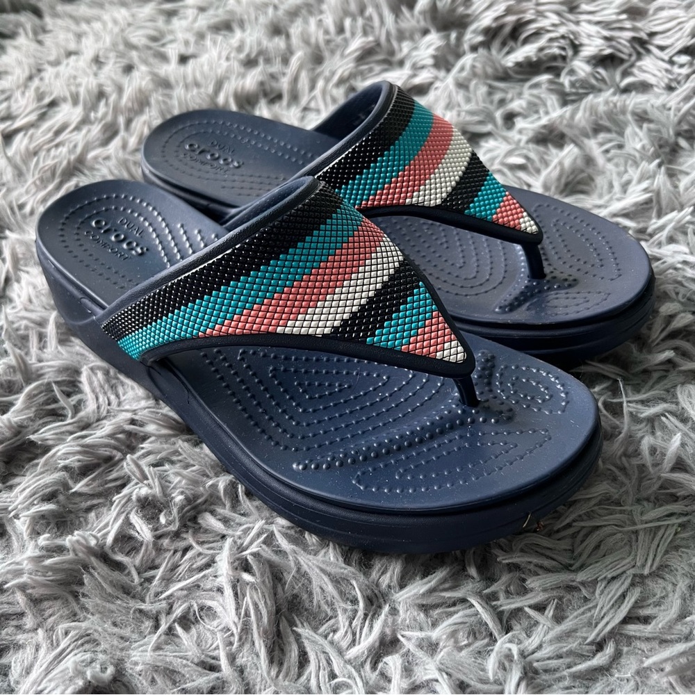 NWOT CROC SANDALS